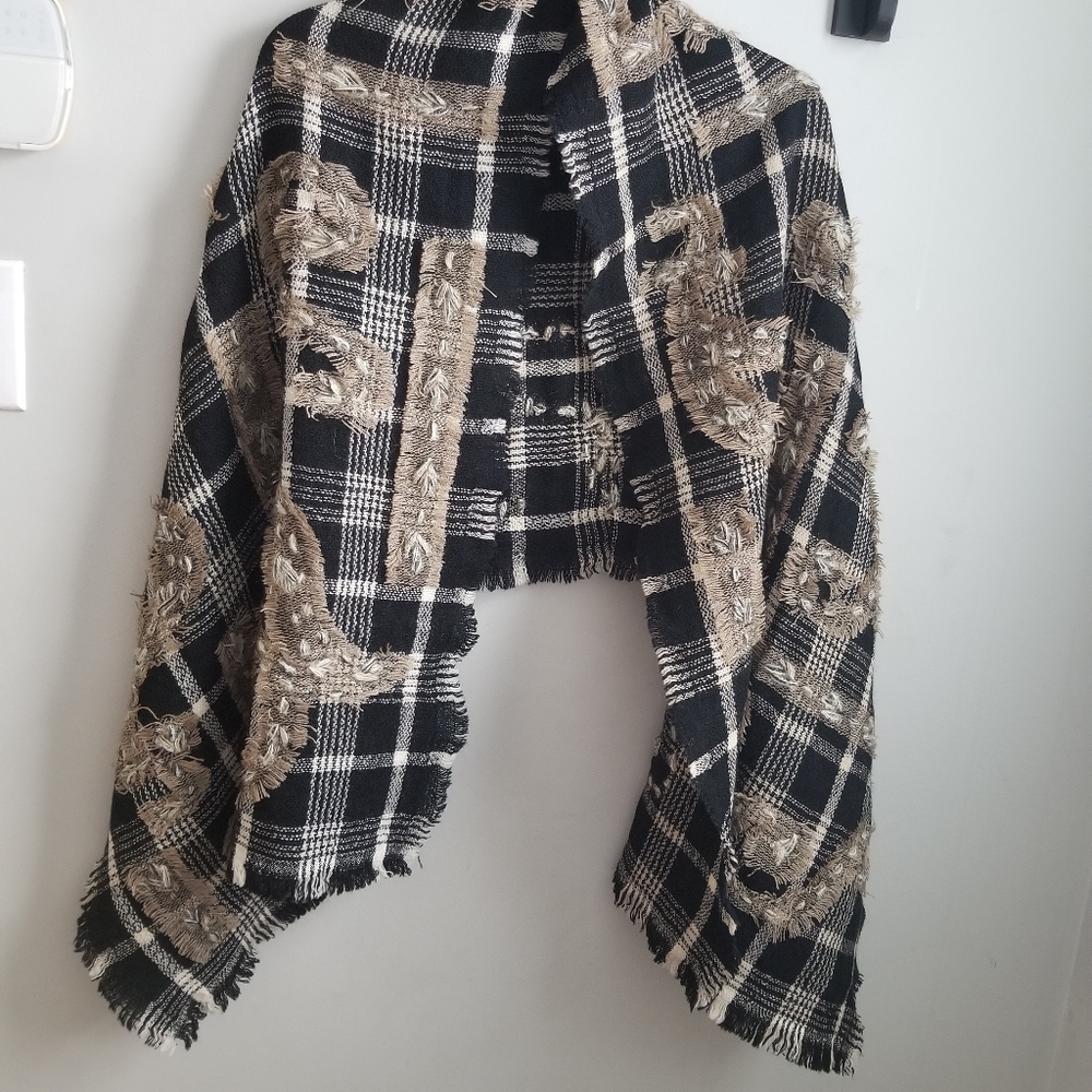 🧣WOOL CAPE/SCARF - Picture 1 of 9